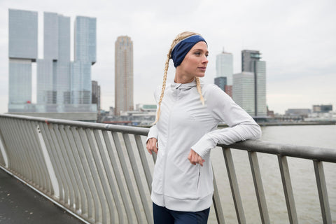 





КУРТКА ЖЕНСКАЯ С КАПЮШОНОМ RUN WARM,